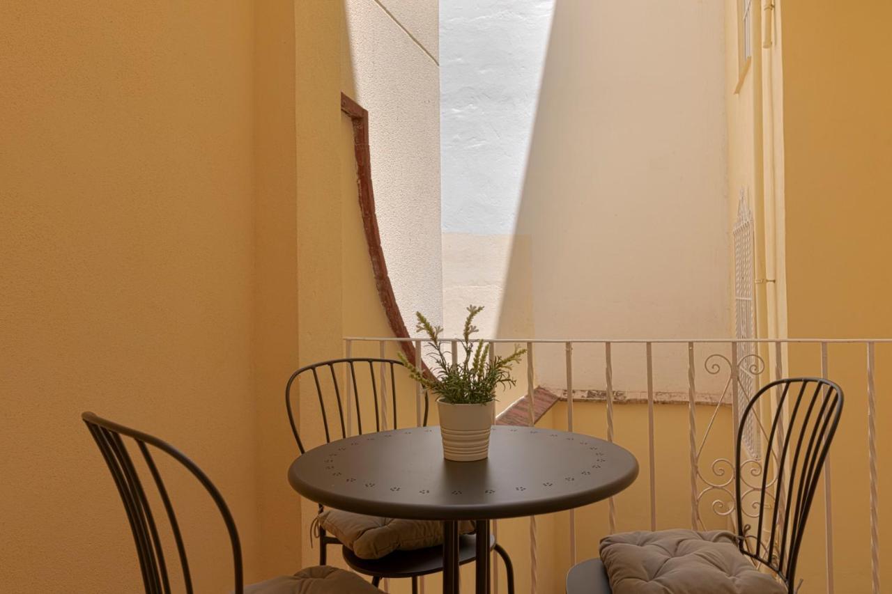 Homeabout Juan De Austria Apartments Malaga Bagian luar foto