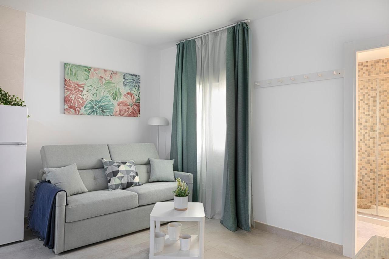 Homeabout Juan De Austria Apartments Malaga Bagian luar foto