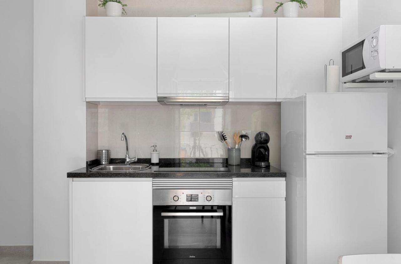 Homeabout Juan De Austria Apartments Malaga Bagian luar foto