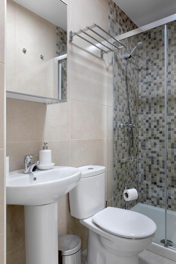 Homeabout Juan De Austria Apartments Malaga Bagian luar foto