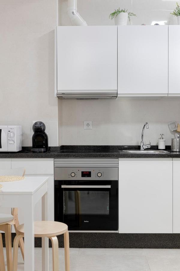 Homeabout Juan De Austria Apartments Malaga Bagian luar foto