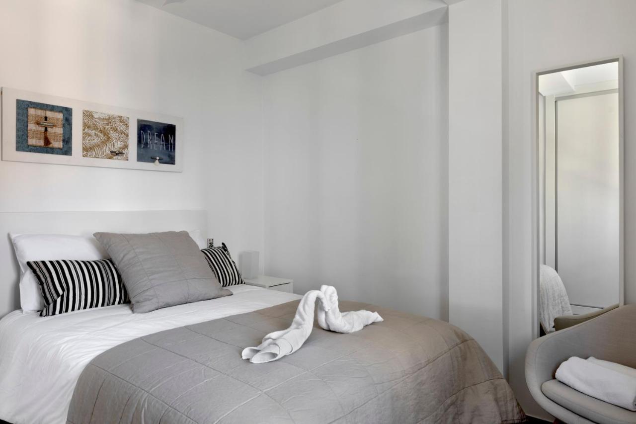 Homeabout Juan De Austria Apartments Malaga Bagian luar foto