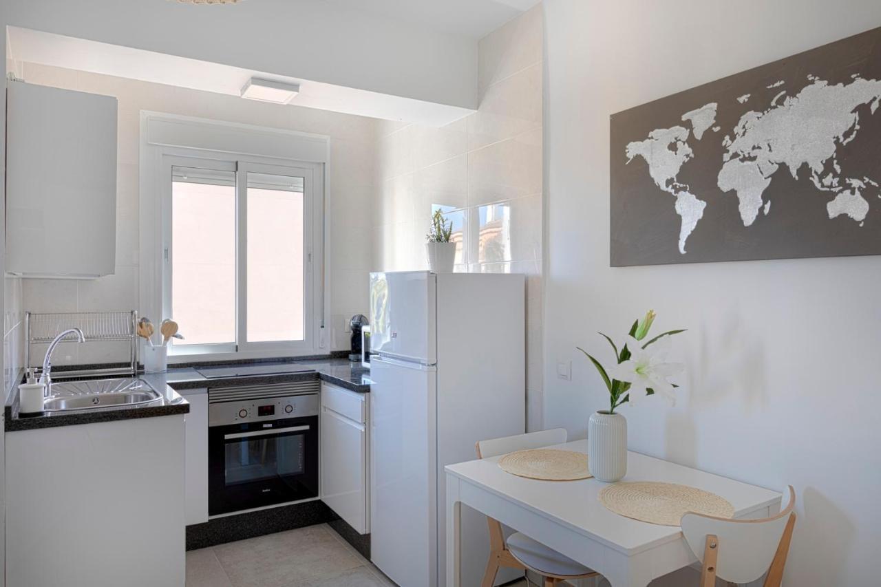 Homeabout Juan De Austria Apartments Malaga Bagian luar foto