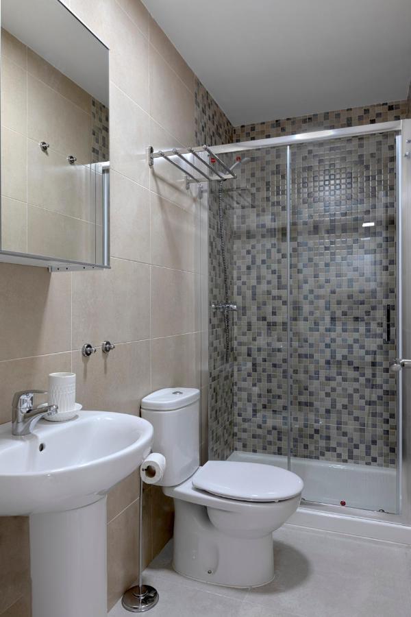 Homeabout Juan De Austria Apartments Malaga Bagian luar foto