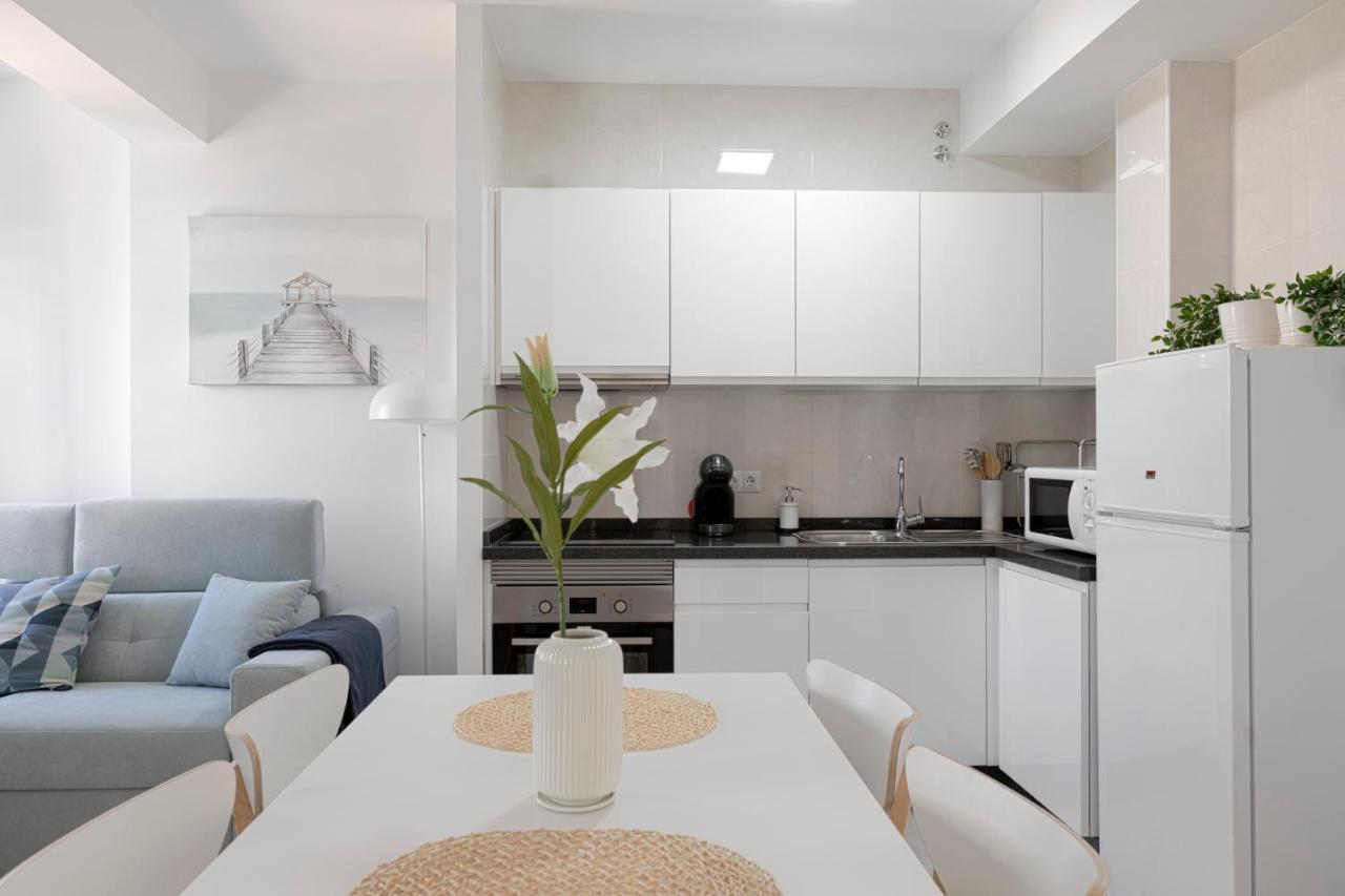 Homeabout Juan De Austria Apartments Malaga Bagian luar foto